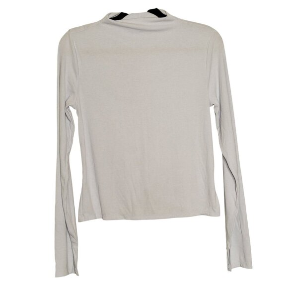 Old Navy Ultralite Lightweight Women's Long Sleeve Light Blue Top Size L - Picture 2 of 3